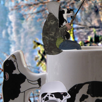 Cow Coffee Mugs 18-350, http://archive.org/details/CowCoffeeMugs